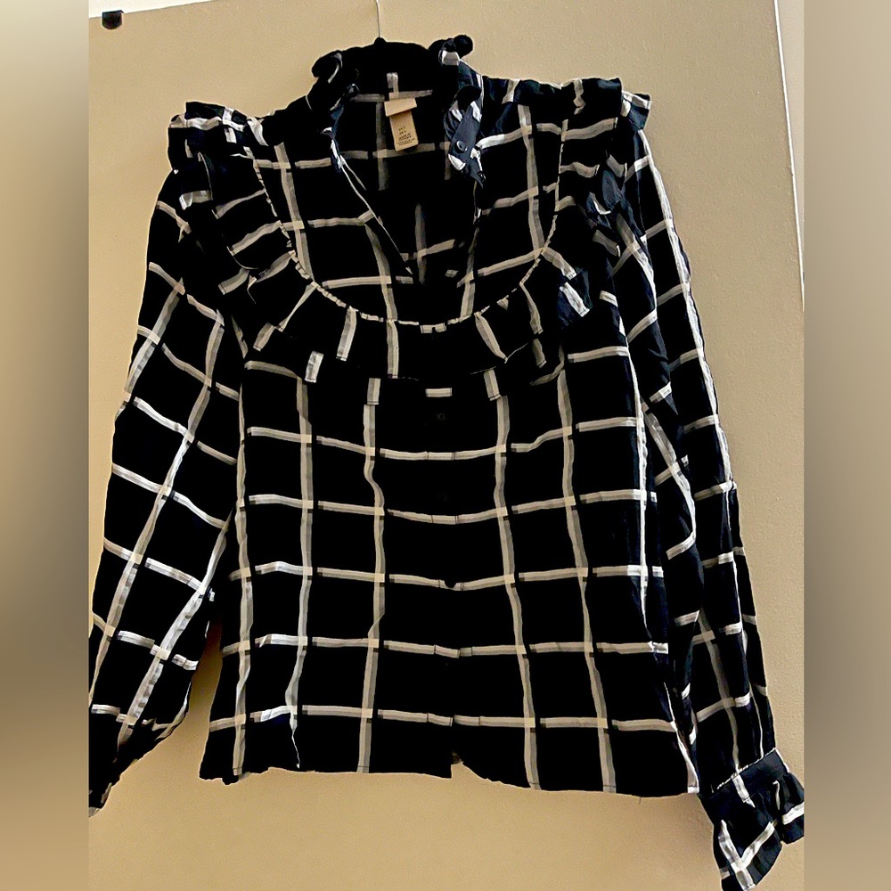 Tshirt hm size 4 houndstooth print